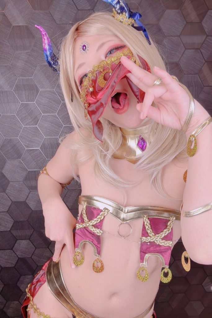 日本极品美女cosplayer博主 como.exe(como)onlyfans资源合集下载【2291P+316V】 19 como.exe