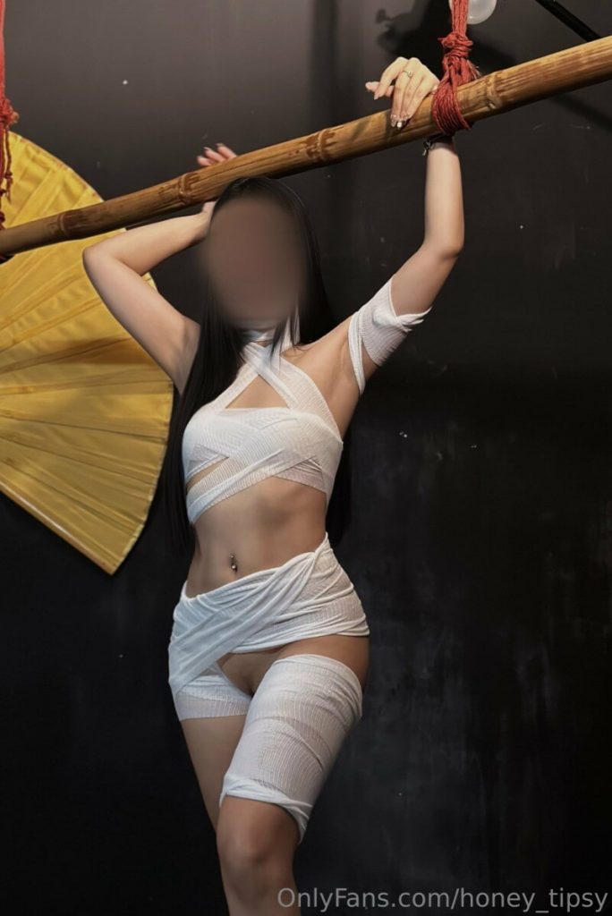 泰国极品网黄博主 honey_tipsy(Honeytipsy)onlyfans资源合集下载【34P+124V】 18 honey_tipsy
