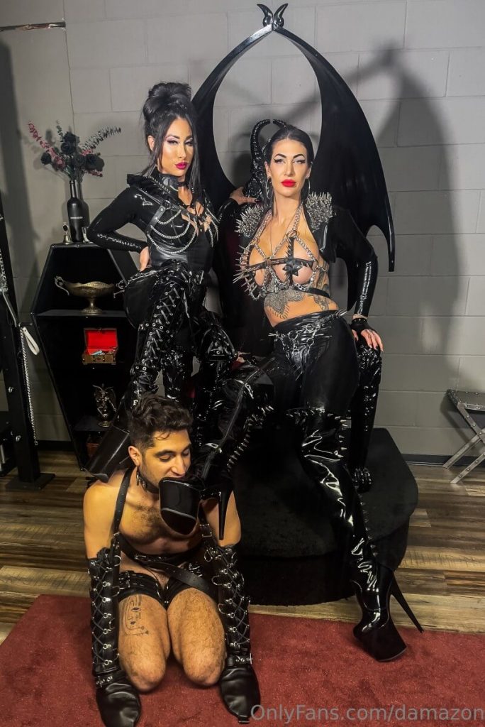 欧美大胸皮衣SM女王博主 damazonia_(Mistress Damazonia)onlyfans资源合集下载【337P+552V】 14 15023918876