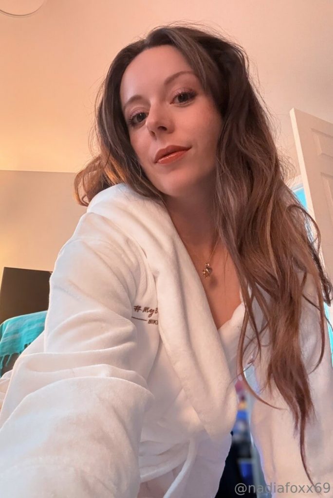 加拿大极品美女博主 nadiafoxx69(Nadia Foxx 🦊)onlyfans资源合集下载【2858P+654V】 19 31034155470