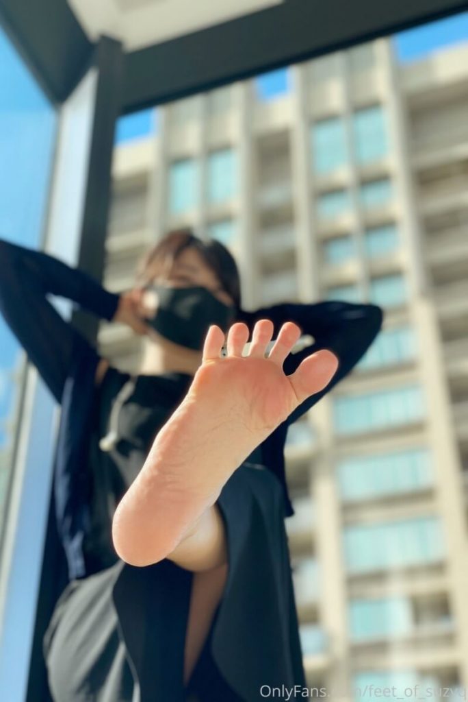 日本足控专家博主 feet_of_suzyq(Lady Suzy-Q)【864P+24V】 14 feet_of_suzyq