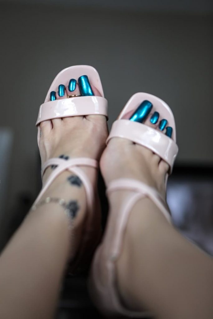 tatianasnaughtytoes